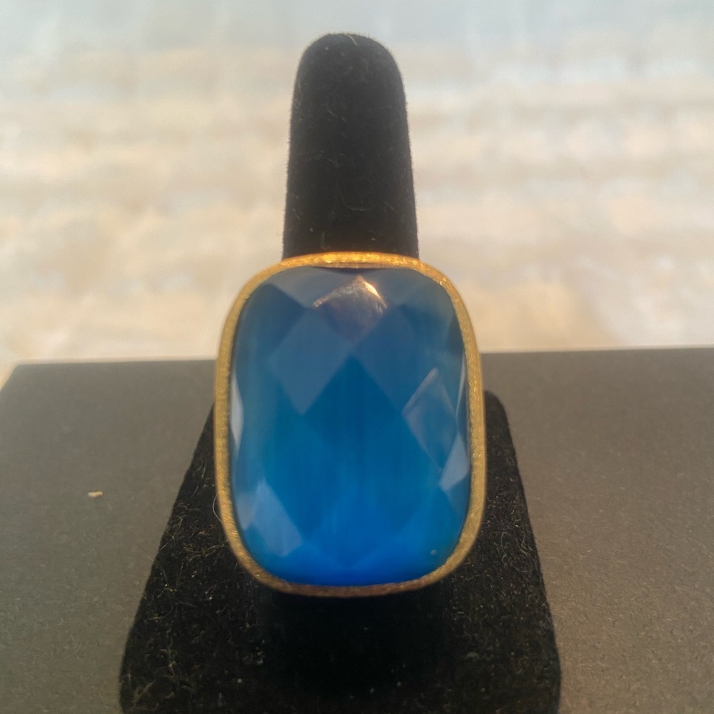 Blue Faceted Stone Gold Ring